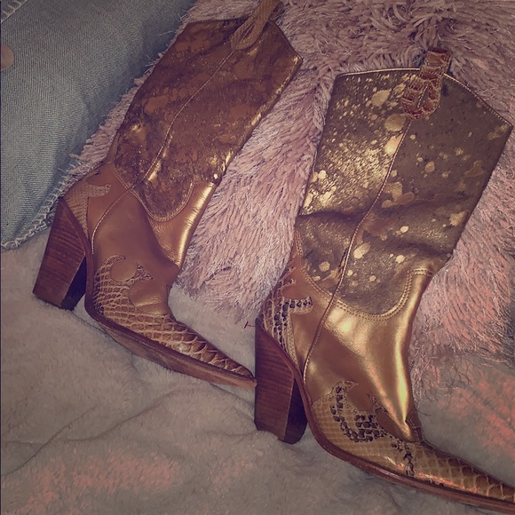 Shoes - Brazil Leather and fur cowboy boots